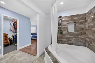 8210 SW 96th Ct, Miami, FL 33173 - Photo 36
