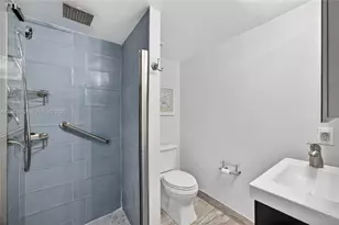8210 SW 96th Ct, Miami, FL 33173 - Photo 40