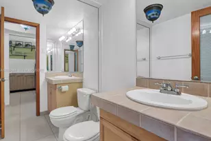 2301 S Ocean Dr, Hollywood, FL 33019 - Photo 22