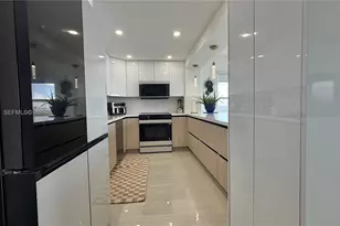11111 NE Biscayne Blvd, Miami, FL 33181 - Photo 16