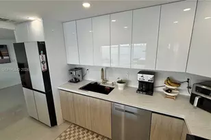 11111 NE Biscayne Blvd, Miami, FL 33181 - Photo 14
