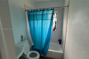 261 NW 139th St, Miami, FL 33168 - Photo 18