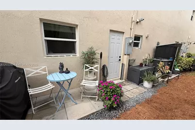 1407 NW 2nd St #F3, Fort Lauderdale, FL 33311 - Photo 10
