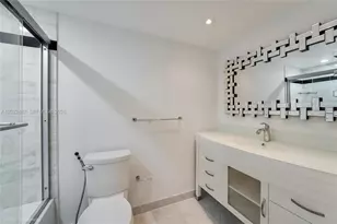 11930 N Bayshore Dr, North Miami, FL 33181 - Photo 10