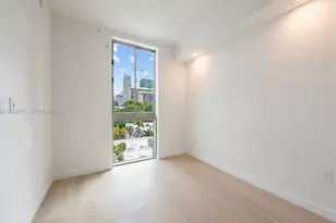 2200 Brickell Ave, Miami, FL 33129 - Photo 16