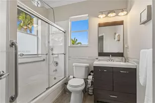 6240 SW 163rd Pl, Miami, FL 33193 - Photo 36