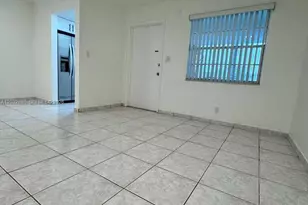 705 NE 2nd St, Hallandale Beach, FL 33009 - Photo 6