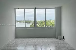 7441 Wayne Ave, Miami Beach, FL 33141 - Photo 2