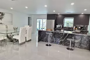 4440 SW 14 Pl, Cape Coral, FL 33991 - Photo 2