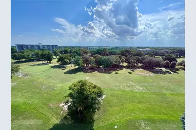 575 Oaks Ln #1008, Pompano Beach, FL 33069 - Photo 16