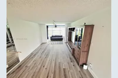 9041 Sunrise Lakes Blvd #106, Sunrise, FL 33322 - Photo 12