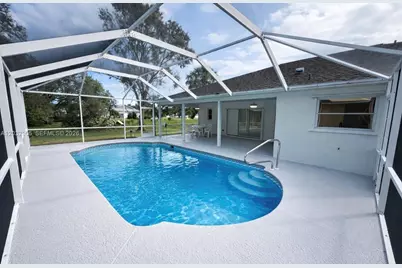 5513 Palmetto Dr, Fort Pierce, FL 34982 - Photo 10