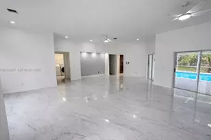 5513 Palmetto Dr, Fort Pierce, FL 34982 - Photo 4