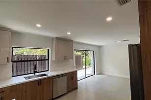 49 Forest Cir, Cooper City, FL 33026 - Photo 8