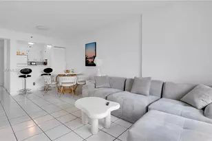 546 SW 1st St, Miami, FL 33130 - Photo 4
