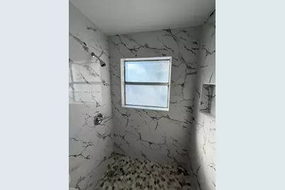5150 W 12th Ave #206, Hialeah, FL 33012 - Photo 6