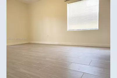 250 NW 107th Ave #106, Miami, FL 33172 - Photo 12