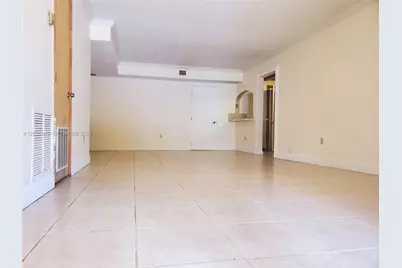 250 NW 107th Ave #106, Miami, FL 33172 - Photo 2