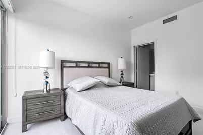 [Address not provided], Hollywood, FL 33019 - Photo 32