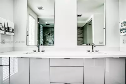 [Address not provided], Hollywood, FL 33019 - Photo 28