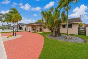 14061 SW 39th St, Miami, FL 33175 - Photo 2