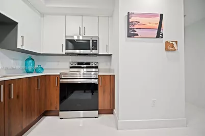 10950 NW 82nd St #213, Doral, FL 33178 - Photo 8