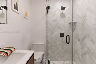 1945 Alamanda Dr, North Miami, FL 33181 - Photo 34