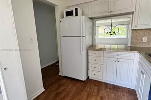 2701 NE 1st St, Pompano Beach, FL 33062 - Photo 16