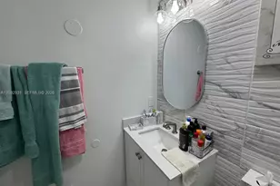 16682 Hemingway Dr, Weston, FL 33326 - Photo 20
