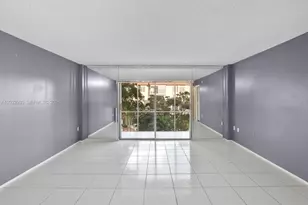 4172 Inverrary Dr, Lauderhill, FL 33319 - Photo 6
