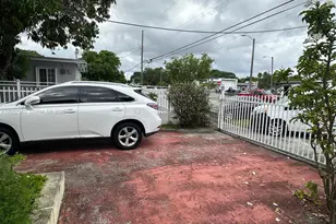 1376 NW 45th St, Miami, FL 33142 - Photo 4