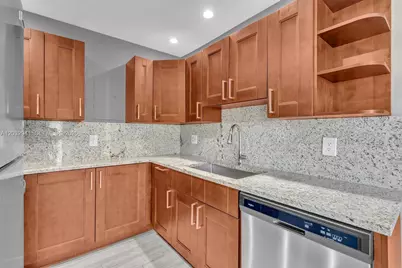 8911 NW 28th Dr #B-32, Coral Springs, FL 33065 - Photo 4