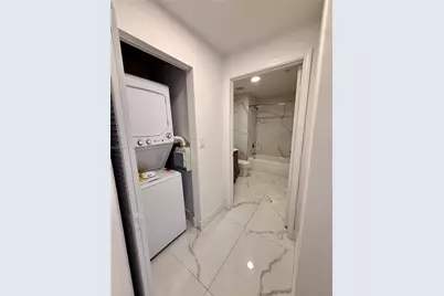 11150 NW 82nd St #409, Doral, FL 33178 - Photo 4