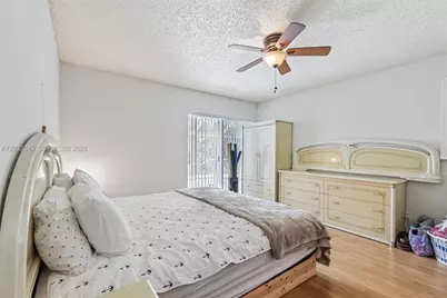 7160 NW 4th Ave, Boca Raton, FL 33487 - Photo 16