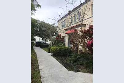 1450 Meridian Ave #104, Miami Beach, FL 33139 - Photo 2