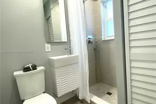7901 SW 64th Ave, South Miami, FL 33143 - Photo 12