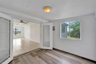 1140 N 74th Way, Hollywood, FL 33024 - Photo 16