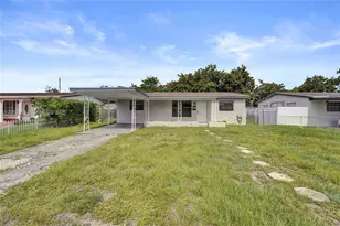 1140 N 74th Way, Hollywood, FL 33024 - Photo 2