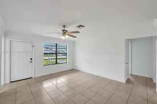 1140 N 74th Way, Hollywood, FL 33024 - Photo 8