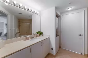 1750 N Bayshore Dr, Miami, FL 33132 - Photo 14