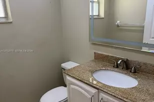 9359 N Fontainebleau Blvd, Miami, FL 33172 - Photo 10