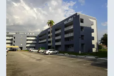 9359 N Fontainebleau Blvd #F109, Miami, FL 33172 - Photo 2
