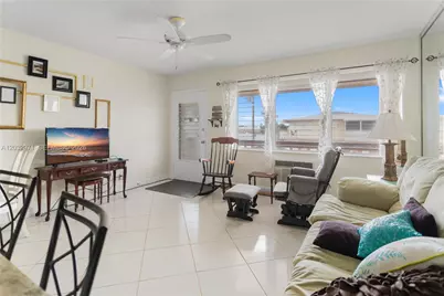 725 SW 11th Ave #12, Hallandale Beach, FL 33009 - Photo 10