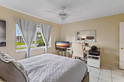 2930 NW 1st Dr, Pompano Beach, FL 33064 - Photo 20