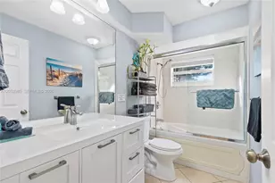 2424 NE 9th St, Fort Lauderdale, FL 33304 - Photo 20