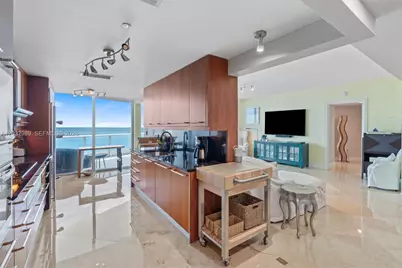 1600 S Ocean Blvd #402, Lauderdale by the Sea, FL 33062 - Photo 4