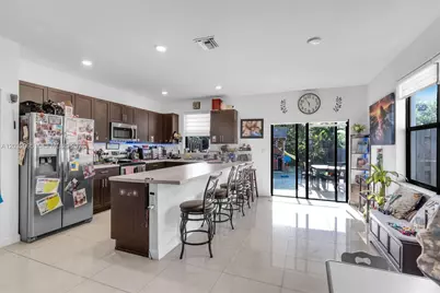 24900 SW 107th Ct, Homestead, FL 33032 - Photo 4