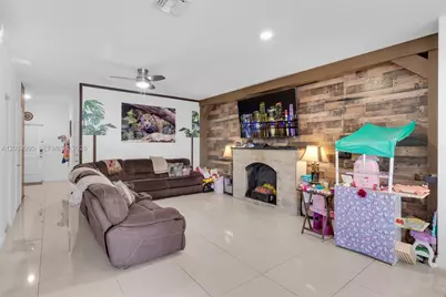 24900 SW 107th Ct, Homestead, FL 33032 - Photo 10