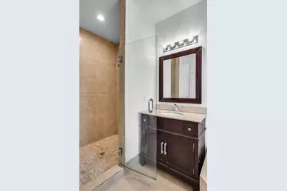 9925 NW 10th St, Miami, FL 33172 - Photo 26