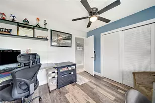 2708 NW 51st Pl, Tamarac, FL 33309 - Photo 14